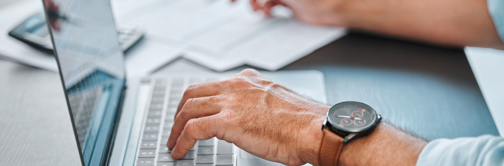 Why do insurance agencies need a bookkeeper?