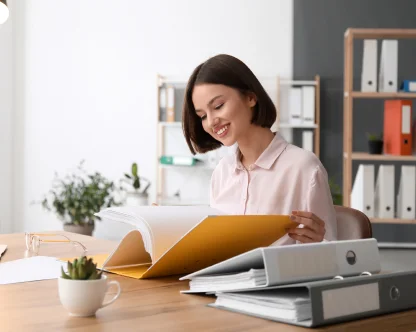 Can a Professional Bookkeeper Help Me with Payroll and Invoicing Too