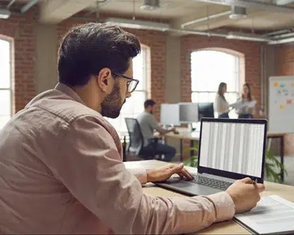 What tools and software do startups need for efficient bookkeeping