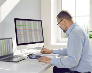 When is the right time for a business to switch to online bookkeeping services