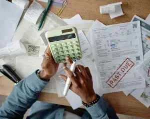 How to Handle Overdue Invoices and Collections Without Ruining Relationships