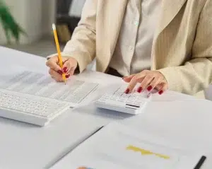 The True Cost of Hiring an In-House Controller vs Outsourcing to CoCountant